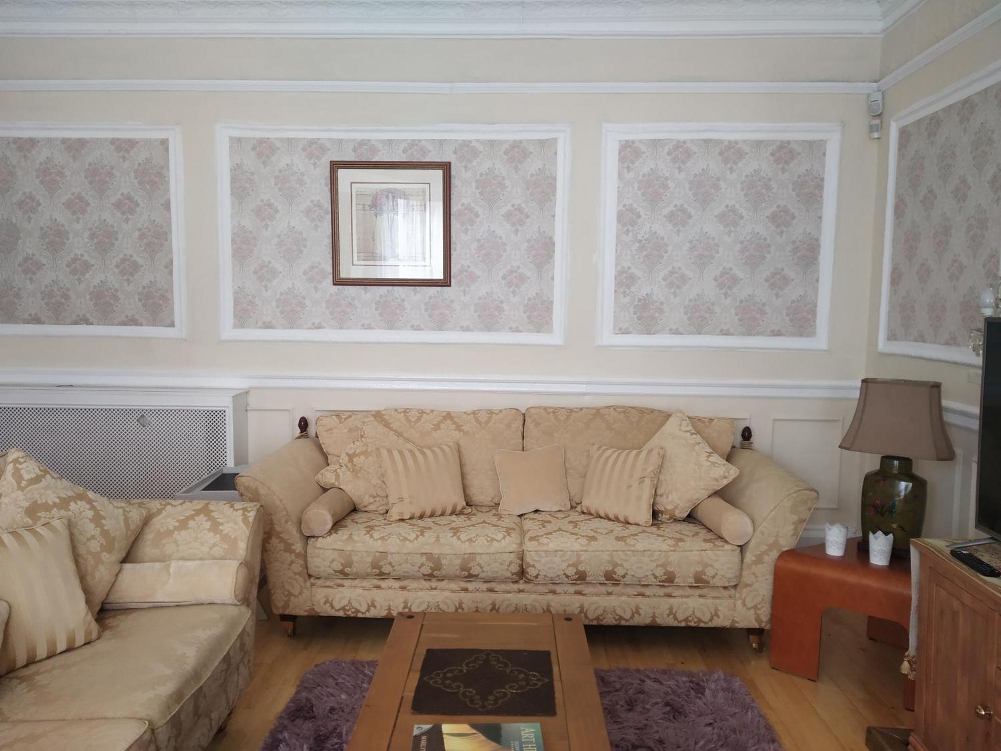 Busby Apartments Glasgow Room photo